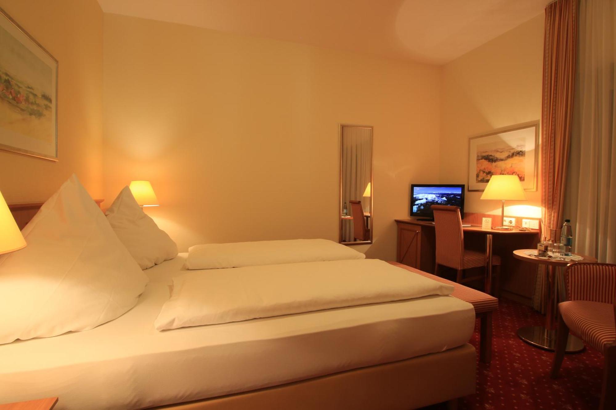Hotel Alexa Bad Mergentheim Oda fotoğraf