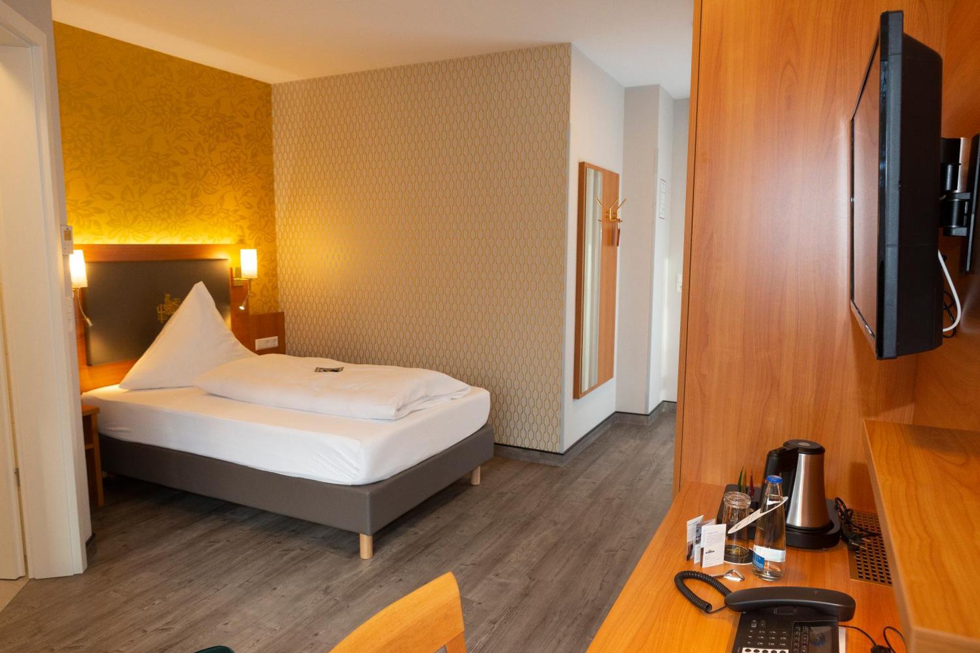 Hotel Alexa Bad Mergentheim Oda fotoğraf